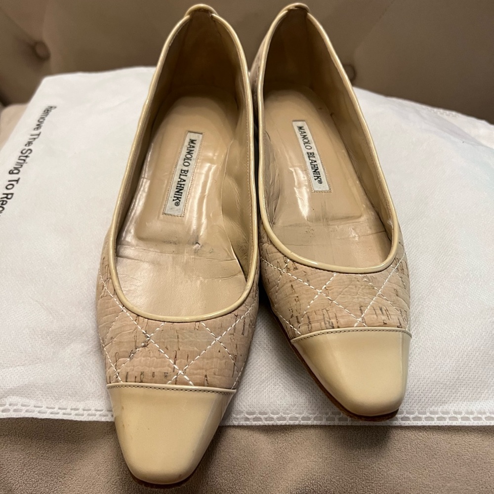 Manole Blahnik shoes - Picture 2 of 4